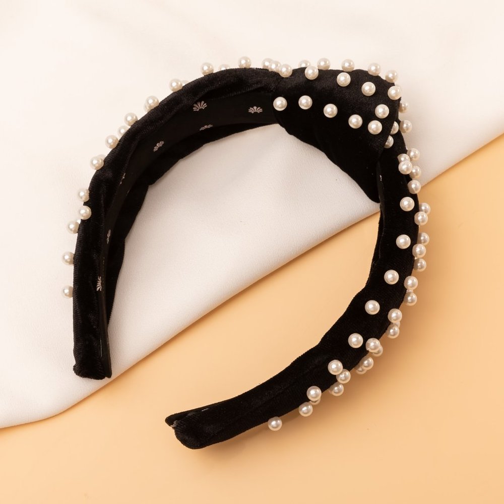 NEW Lele Sadoughi jet velvet white pearl knot Headband